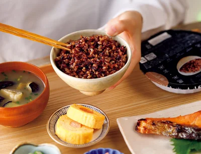 すぐ食べられて、栄養豊富！　1膳分のヘルシーご飯