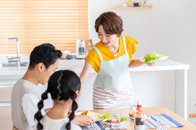 慌ただしい朝食にも疲れた夕食にも！すぐ食べられて栄養豊富な主食お助け食材3選