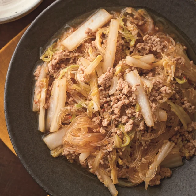 ぎゅっと味がしみこむ！白菜の良さを生かしたひき肉のおかず2選