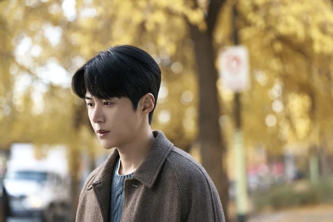 ホジンの静かで優しい眼差しも堪能できる