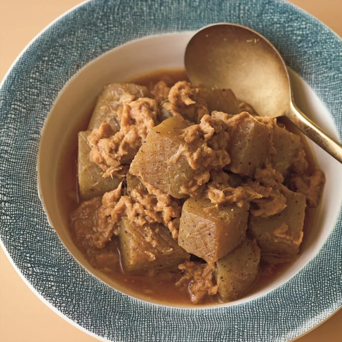 しっかりとしみ込んだ味が美味！みんな大好きこんにゃくの煮物