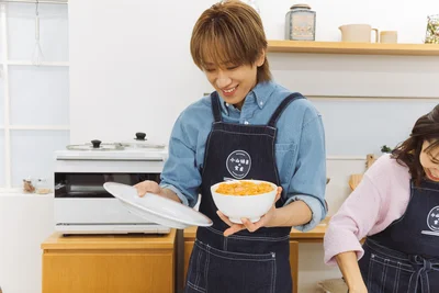 ご飯の量にビビる小山さん（笑）