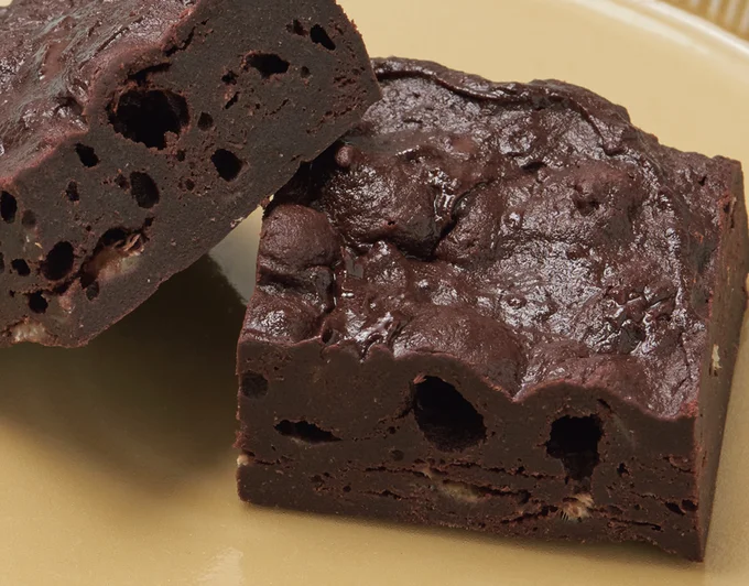 バナナを丸ごと1本使用したボリューム満点のチョコブラウニー