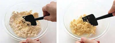 薄力粉を加えてヘラでさっくり混ぜる