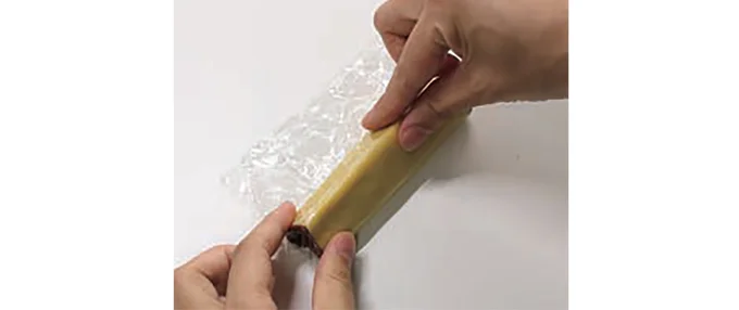 ハートの下になる部分をつまんで尖らせる