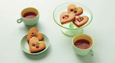 彩りジャムで、かわいくおいしく！くだものジャムサンドクッキー【不器用さんのためのレシピ】