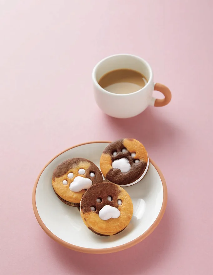 挟んだマシュマロのぷにっと食感が楽しい