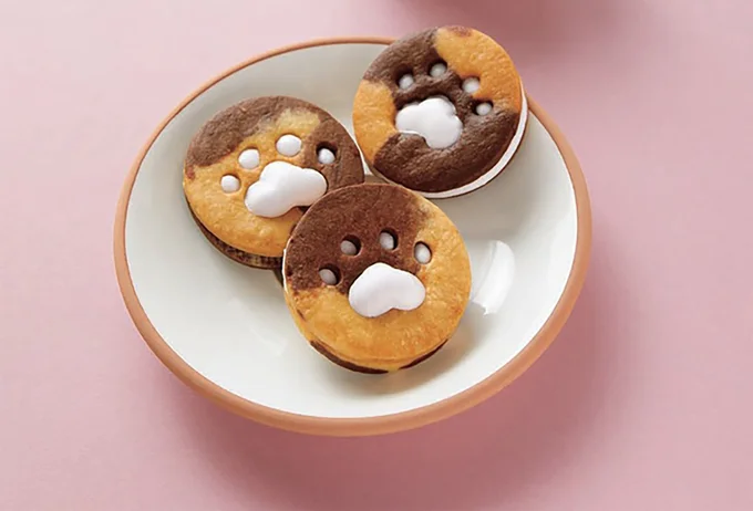 ぷにっと食感を楽しむ！肉球マシュマロサンドクッキー