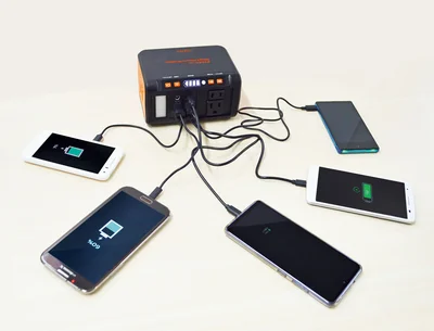 複数のスマホを同時に充電。約8台分を充電できる