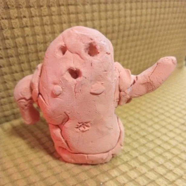 リアルに再現していますね▶ハニワの後ろ姿（⇒次へ）