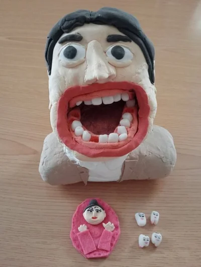 歯の1本1本にこだわりを感じます▶歯の診察中…（⇒次へ）