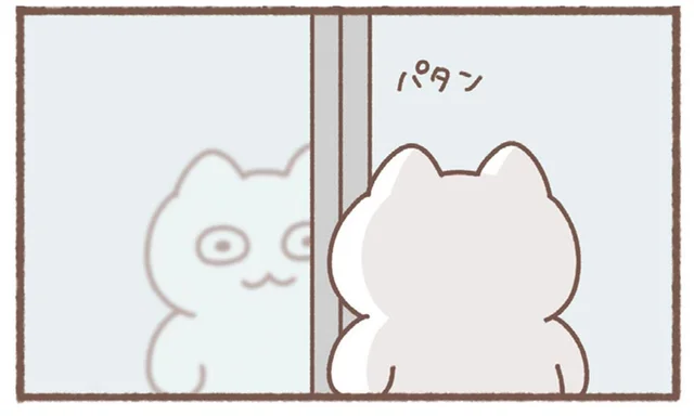 目の前で閉まる自動ドアにショック！私ってそんなに存在感ない？