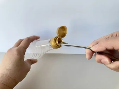 差し込む柄の深さは2～3cmが目安（▶次へ）