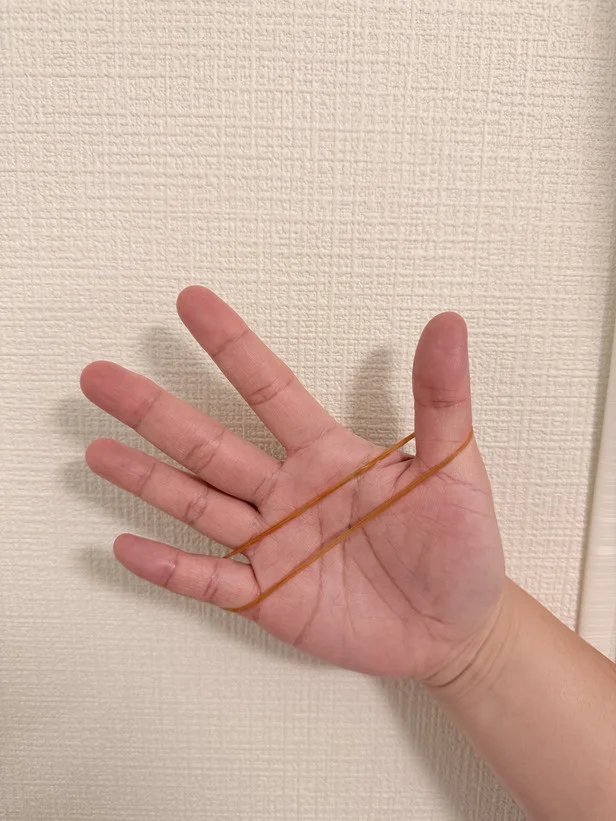 必要なものは輪ゴムだけ！（▶次へ）