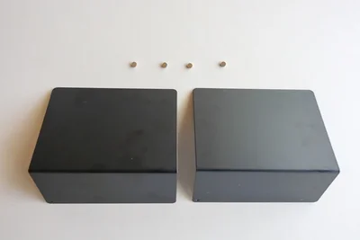 【コの字ラック】用意するのはブックエンド２個と両面磁石４個（▶手順をチェック）