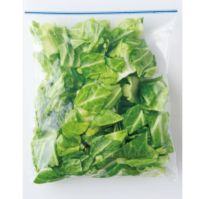 キャベツの外葉と軸の塩漬け