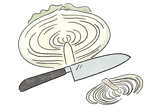 切り口の黒ずみはキャベツに含まれるポリフェノールが酸素に触れることで起こるもの。そのまま食べられますが、気になる場合は、薄くそぎ落として使って