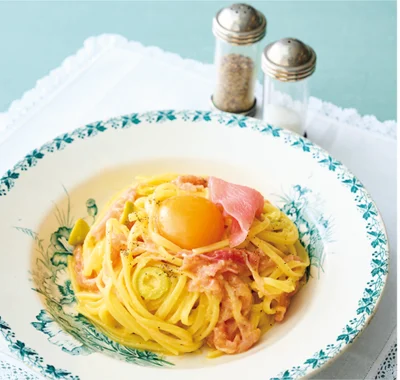 生ハム入りカルボナーラ