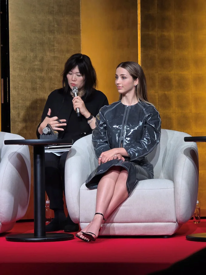 シーズン1の時からずっとナミ役を演じている3年間は「夢のよう」と語るエミリーさん