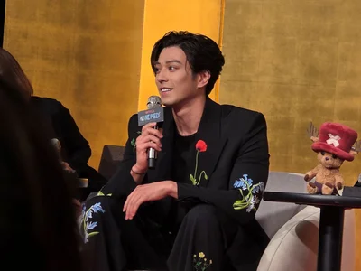 クジラのラブーンの巨大セットは一周するののに5分もかかるのだそう！