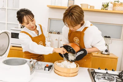 大量のご飯に姉弟で爆笑！