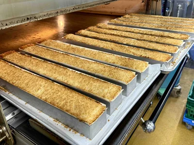 食べたらみんな大好きになるはず！焼きたてのプレミアムチーズケーキ