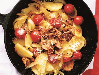 子どもも喜ぶ、少し甘めの味つけに「豚肉とじゃがいものBBQ蒸し炒め」