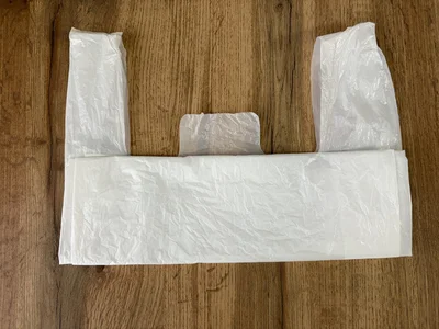 さらに半分折る（▶次へ）