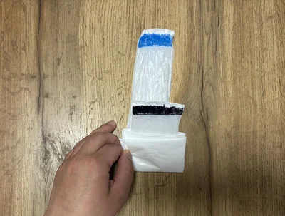 折り畳んだ袋の真ん中で、下から横折りに...（▶次へ）