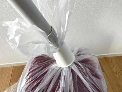 ビニール袋を圧縮袋にする方法