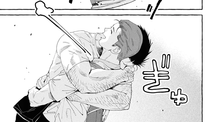 恋人との再会は涙ながらに。後輩が見届けた彼らの抱擁