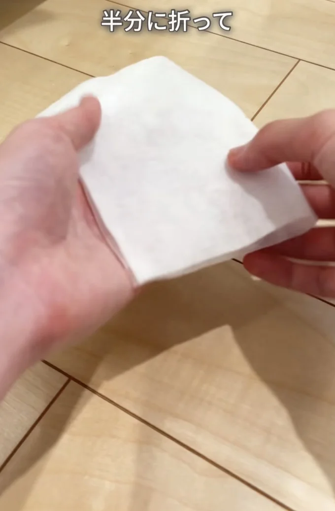 床の溝を取りたい！▶使うのは、ウェットティッシュと定規のみ（⇒次へ）