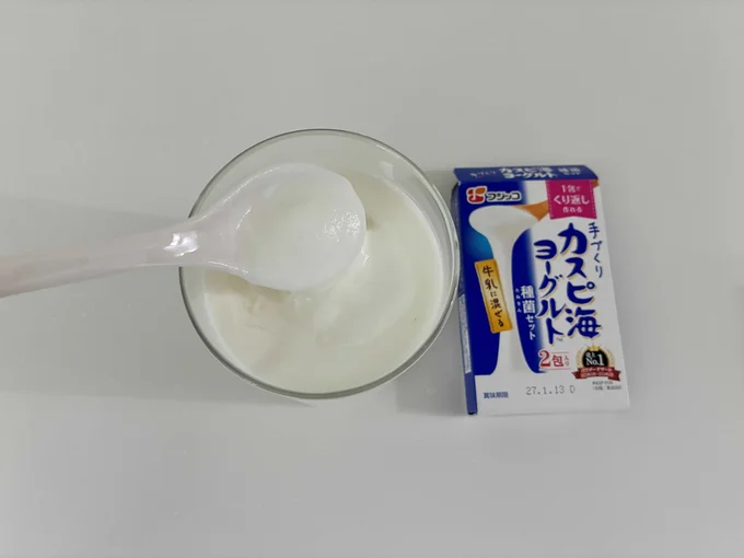スプーンですくうと、まるでトルコアイスのように「びよ〜ん」と伸びる独特の粘りに感動!
