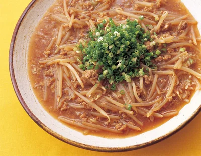 コクうまのピリ辛ソースがからんだもやしが絶品！ 「麻婆もやし」