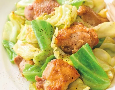 「とり肉とキャベツのバターじょうゆ炒め」