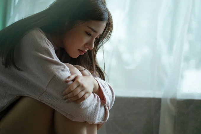 消えない生きづらさの正体は「ACEs」かも