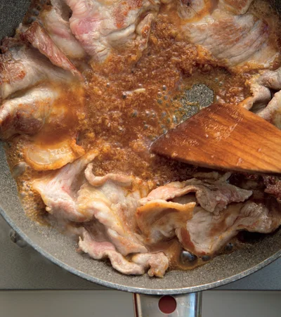 手順3　調味料を煮立ててからめる