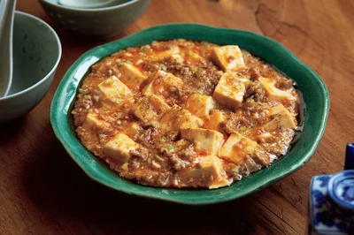 ひき肉のうまみを豆腐にまとわせるイメージで！「麻婆豆腐」【定番おかずの新しい作り方】