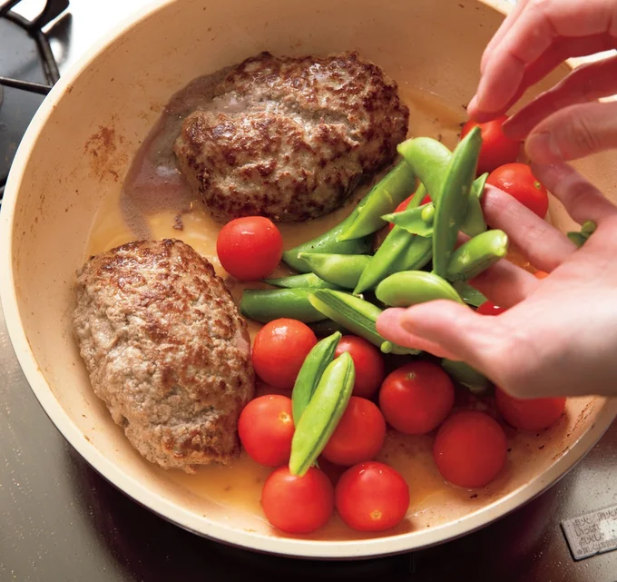 手順3　蒸し焼きにする