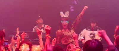 画面からパワー炸裂！