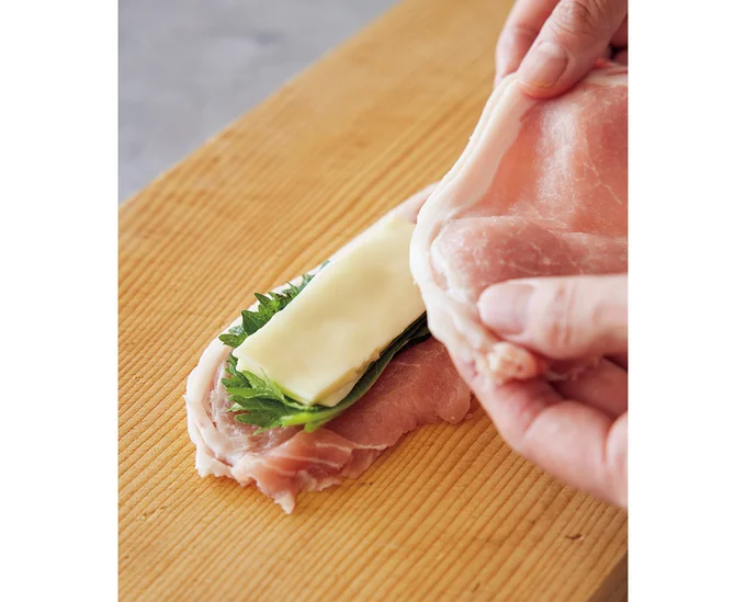 熱が通りやすいから、少ない油でもサクサク！