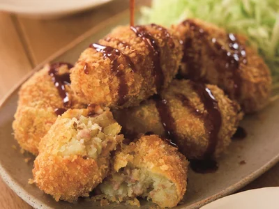 新じゃが新玉コロッケ