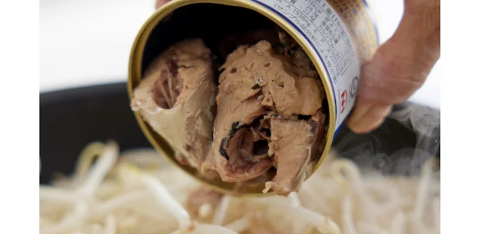 さばは缶詰なら骨ごと食べられるので、カルシウム補給にもってこい！