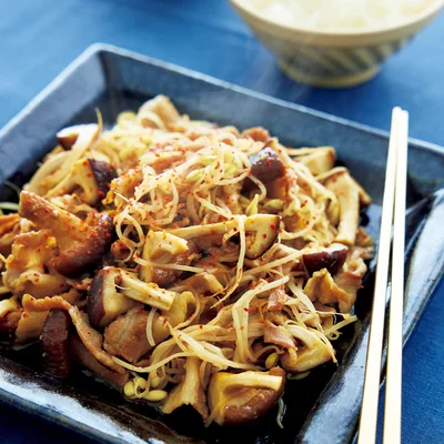 「豆もやしときのこの豚プルコギ」