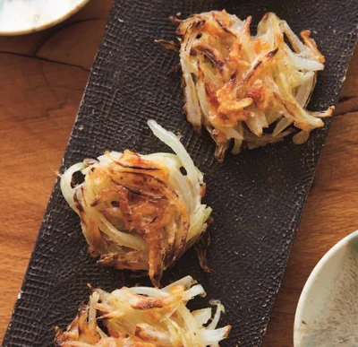 「玉ねぎと桜えびのかき揚げ」