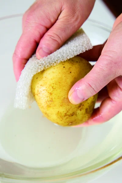 「新じゃが＆新玉MEMO」▷新じゃがは皮はむかずにそのまま調理がおすすめ！