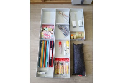 6段ボックスは学用品のストック専用　▶プリント類も