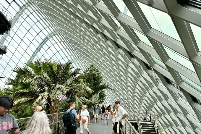 世界最大級のガラス張りの植物園