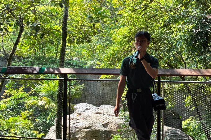 「レインフォレスト・ワイルド・アジア」ではレンジャーが案内