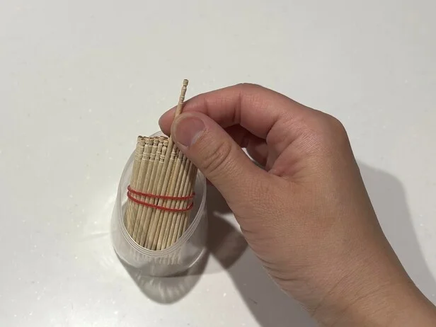 輪ゴムをすれば1本だけきれいに取り出せる
